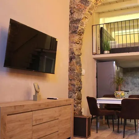 Incanto Apartment *
